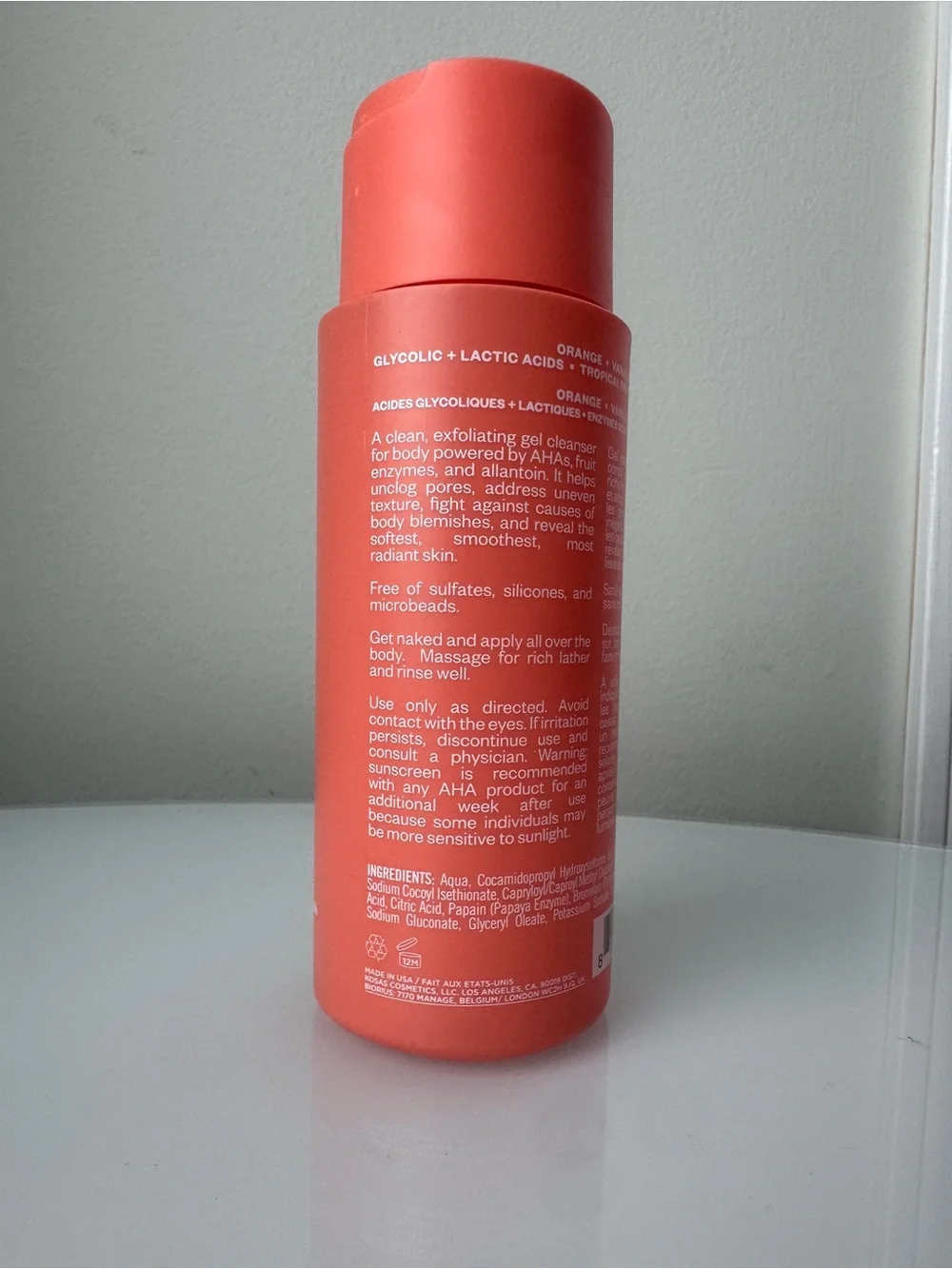Kosasport AHA Enzyme Exfoliating Body Wash Kosas Coral Orange / Pink Gel 9oz